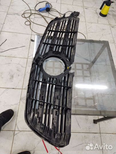 Продам решётку mercedes W447
