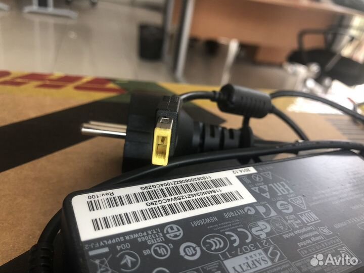 Зарядка для ноутбука lenovo