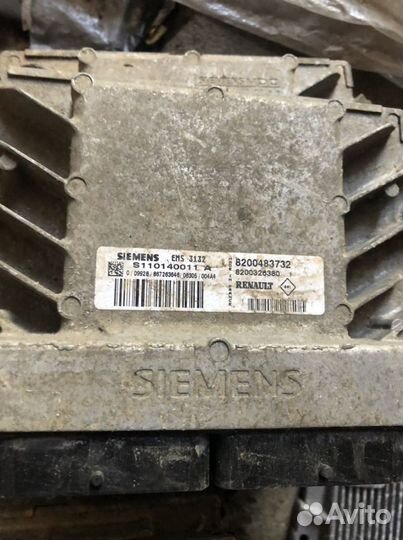 Блок управления двигателем Logan Sandero