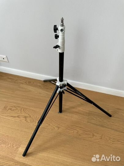 Стойка-тренога GreenBean GBStand 220 GTA для фото