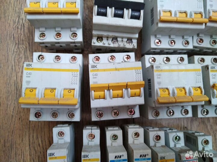 Магнитный пускатель iek
