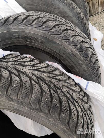 Yokohama Ice Guard Stud IG55 205/60 R16