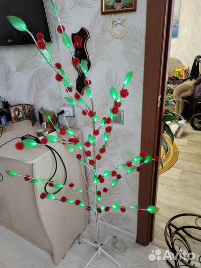 Светящееся дерево