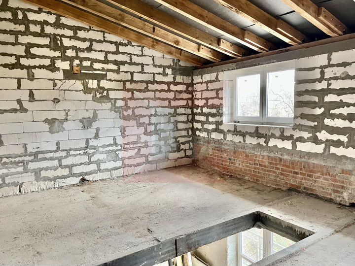 2-к. квартира, 64 м², 4/5 эт.