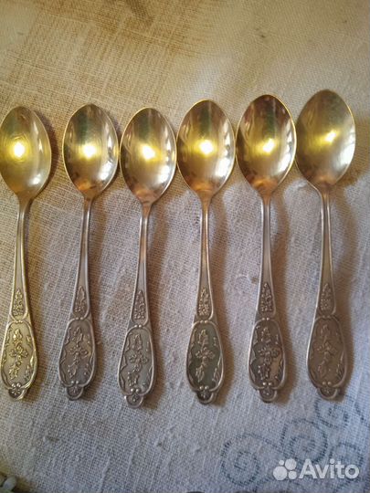 Столовые ножи IKEA,чайные ложки, чашки с блюдцами