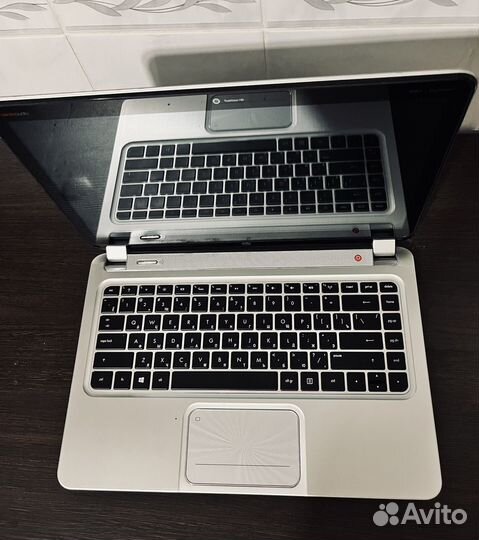 Ноутбук HP Envy 4-127er TouchSmart