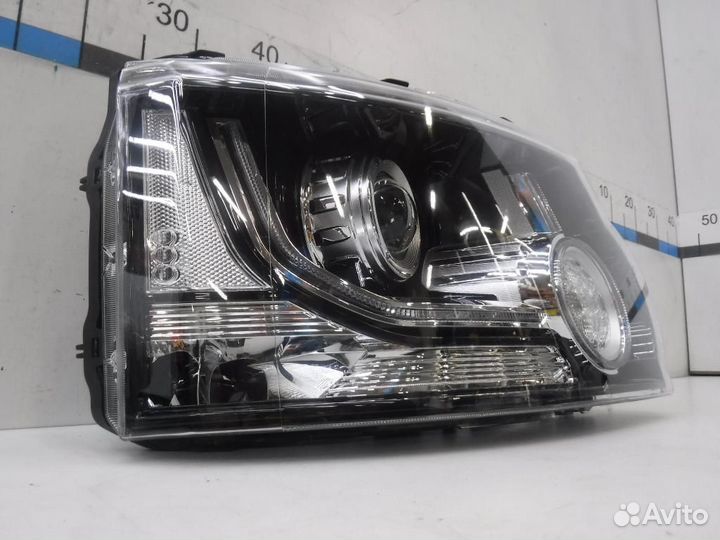 Фара правая Land Rover Discovery IV