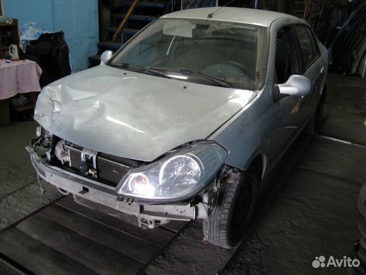 Renault Symbol, 2008-2012 год продам по запчастям