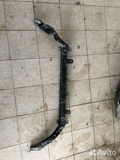 Крыло правое гранта фл