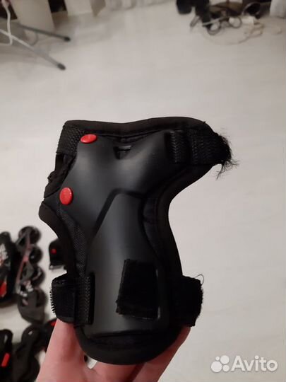 Роликовые коньки б/у