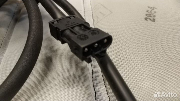 Обивка подушки заднего сиденья Range Rover 2010