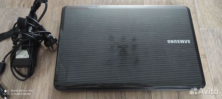 Ноутбук Samsung