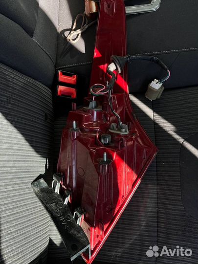 Задняя левая фара hyundai solaris