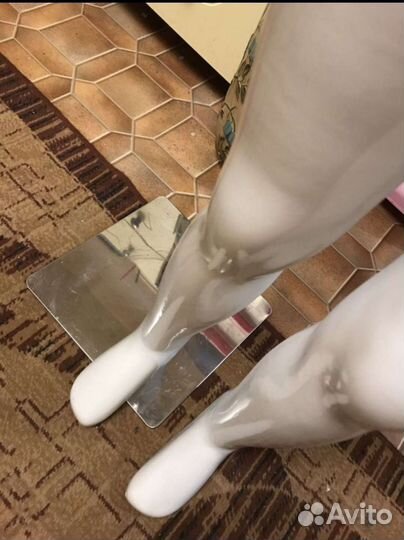 Манекен демонстрационный