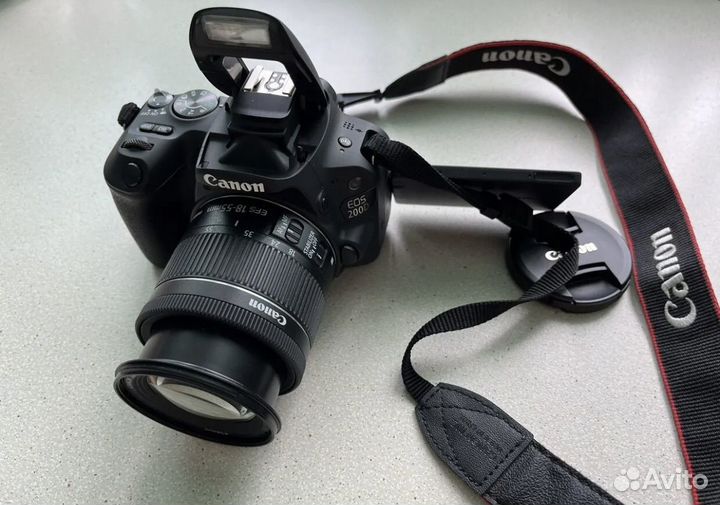 Canon eos 200d