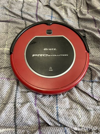 Робот пылесос