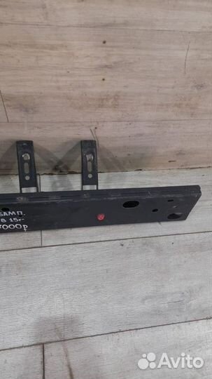 Усилитель переднего бампера Toyota Hilux 8 С 2015