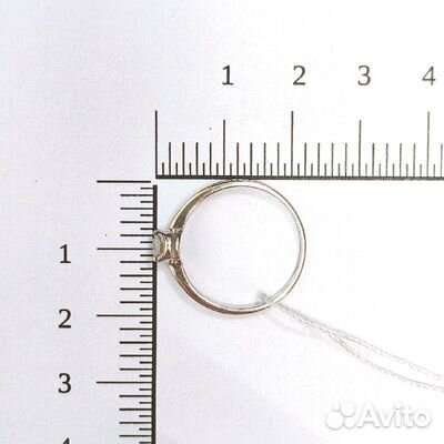 Золотое кольцо с бриллиантом 17р