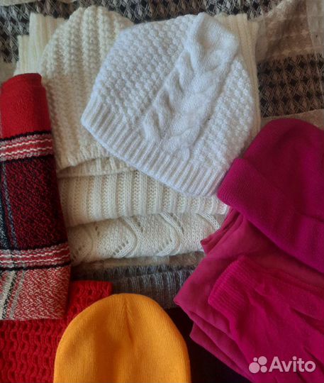 Шарфы и шапки пакетом