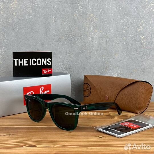 Солнцезащитные очки RayBan