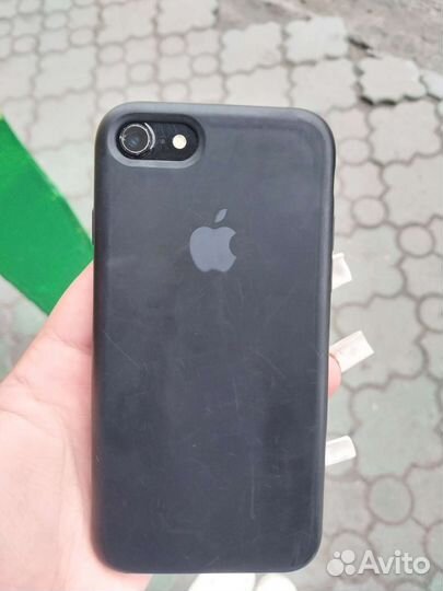 Телефон iPhone 7 128gb