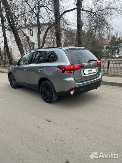 Mitsubishi Outlander 2.4 CVT, 2020, 50 000 км