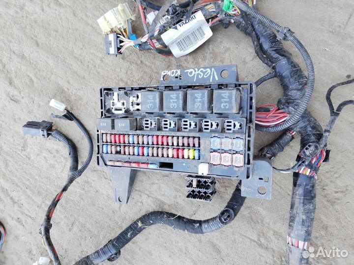 Проводка подторпедная LADA Vesta