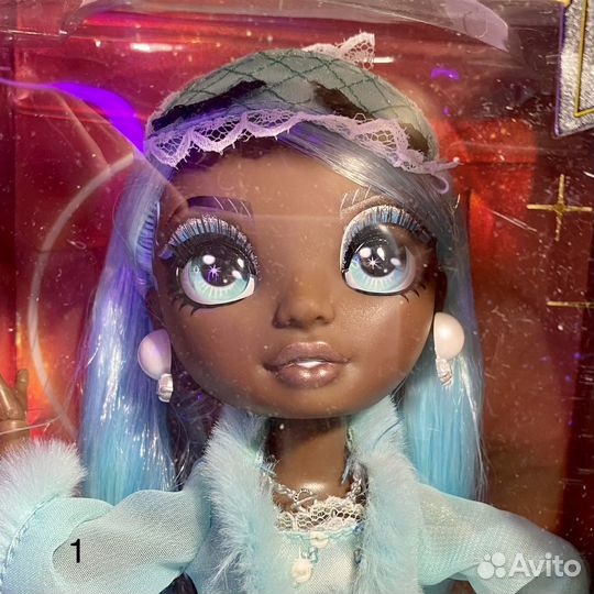 Кукла Rainbow high