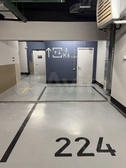 Машиноместо, 15 м²