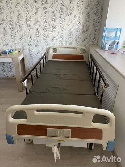 Кровать медицинская для инвалидов