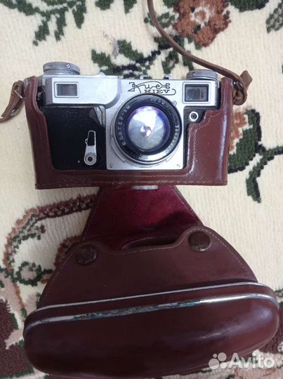 Пленочный фотоаппарат