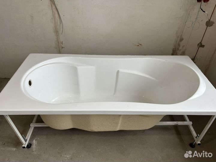 Ванна bass ахин акриловая