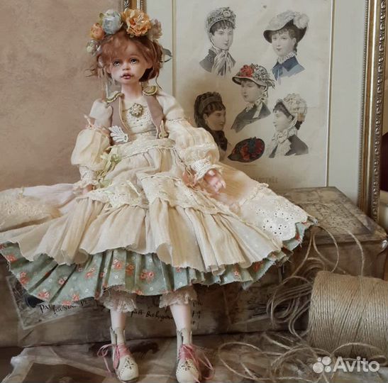 Кукла фарфоровая коллекционная
