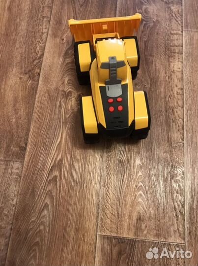 Экскаватор игрушка