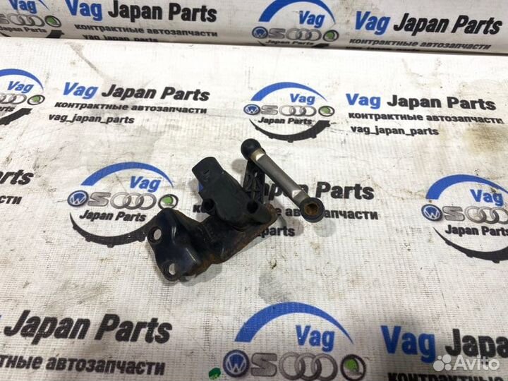 Датчик высоты дорожного просвета Volkswagen Tiguan