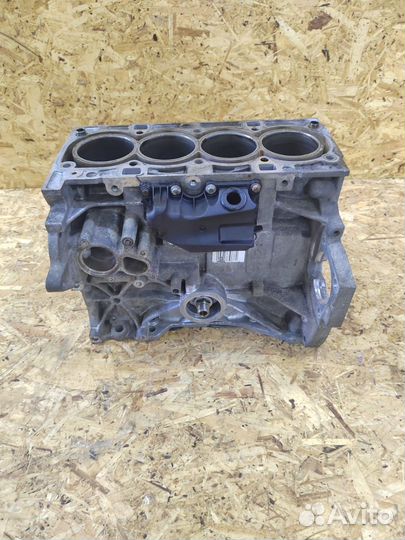 Блок цилиндров Ford Focus 2 1.6 hwdb