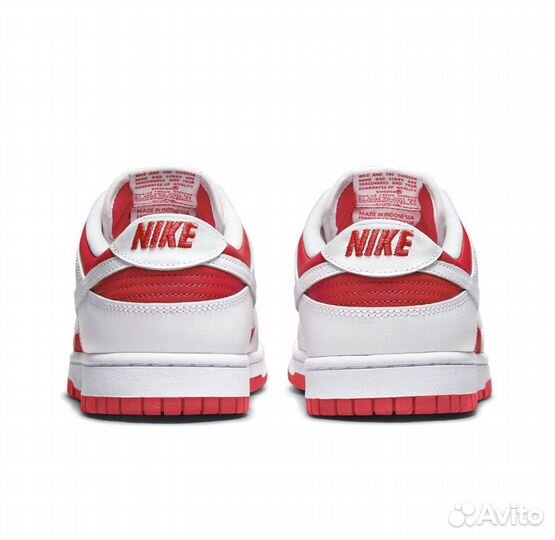 Nike Dunk low university red