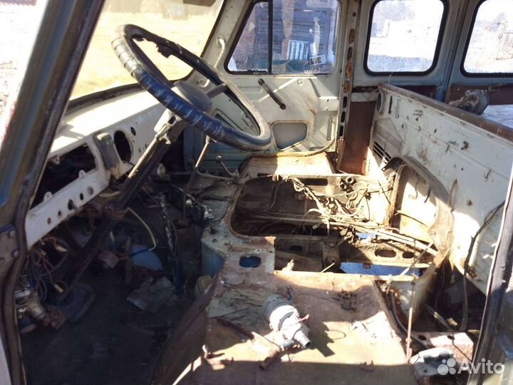 УАЗ целиком на запчасти