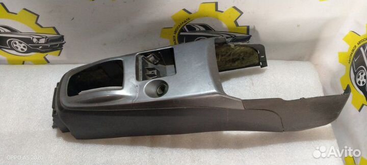 Консоль между сидений Mitsubishi Lancer 10 CY2