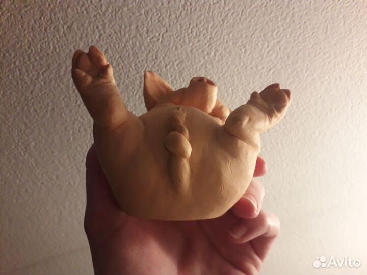 Фигурка поросёнок. Венеция