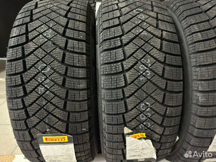 Pirelli Ice Zero FR 235/65 R18 128