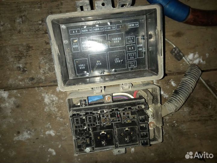 Блок предохранителей Фотон Олиин Аумарк