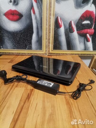 Новый, Очень хороший ноутбук, Оригинальный ноутбук