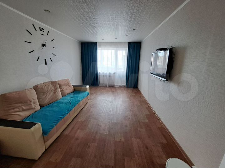 3-к. квартира, 82 м², 6/10 эт.