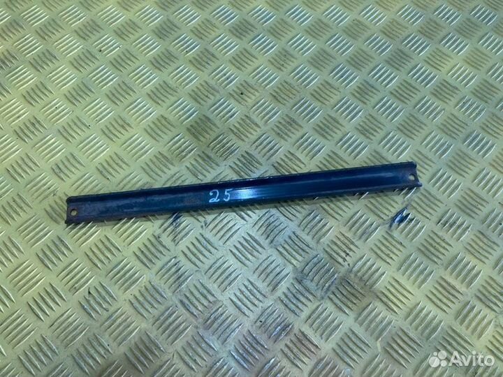 Накладка верхнего бардачка правая Man Tgl