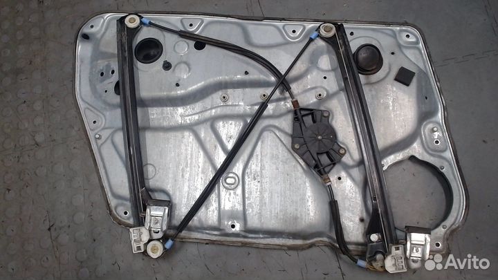 Стеклоподъемник электрический Skoda SuperB, 2005