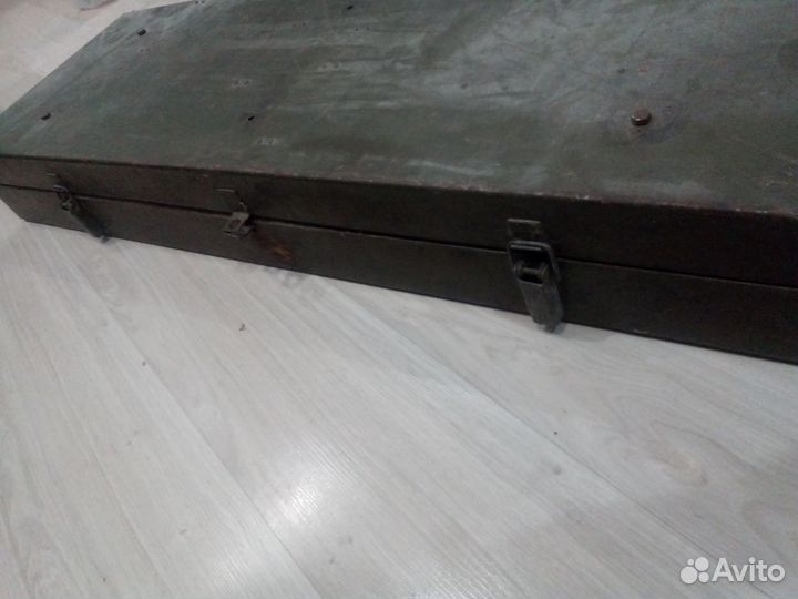 Ящик металлический,сейф