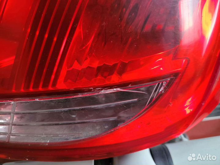 Фонарь задний Peugeot 408