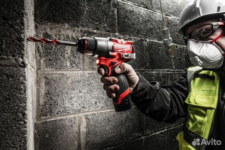 Ударная дрель-шуруповерт Milwaukee M12 fuel M12FPD