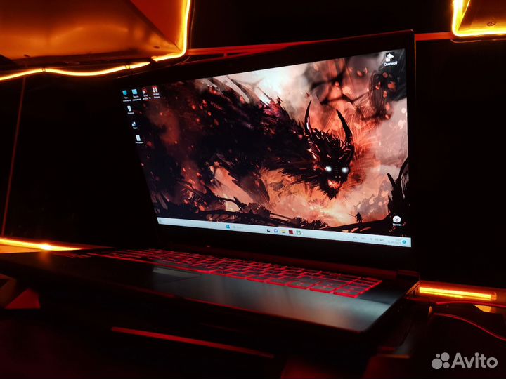 Игровой ноутбук MSI GTX 1650 и i5 10300h 8/256Gb